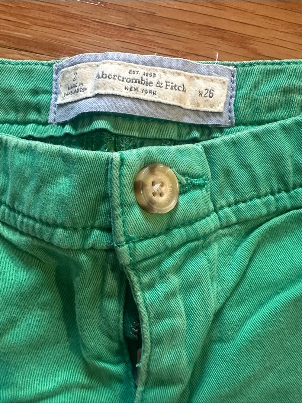 Abercrombie Green Cotton Stretch Shorts - Picture 2 of 4